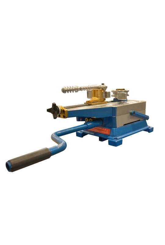 Бездорновой трубогиб Isitan BK 083 M